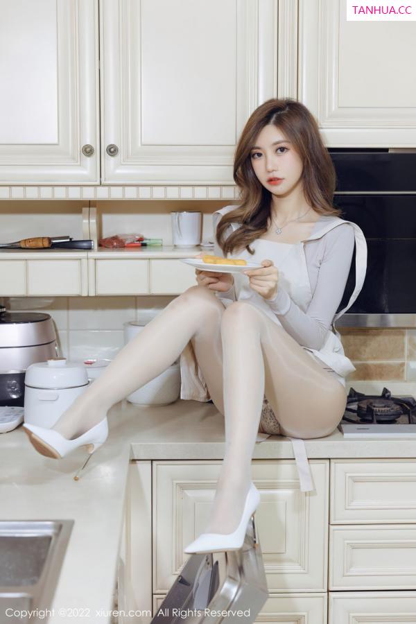 綺裡嘉 绮里嘉 [XiuRen]高清写真图 2022.01.07 No.4438 绮里嘉ula第20张图片
